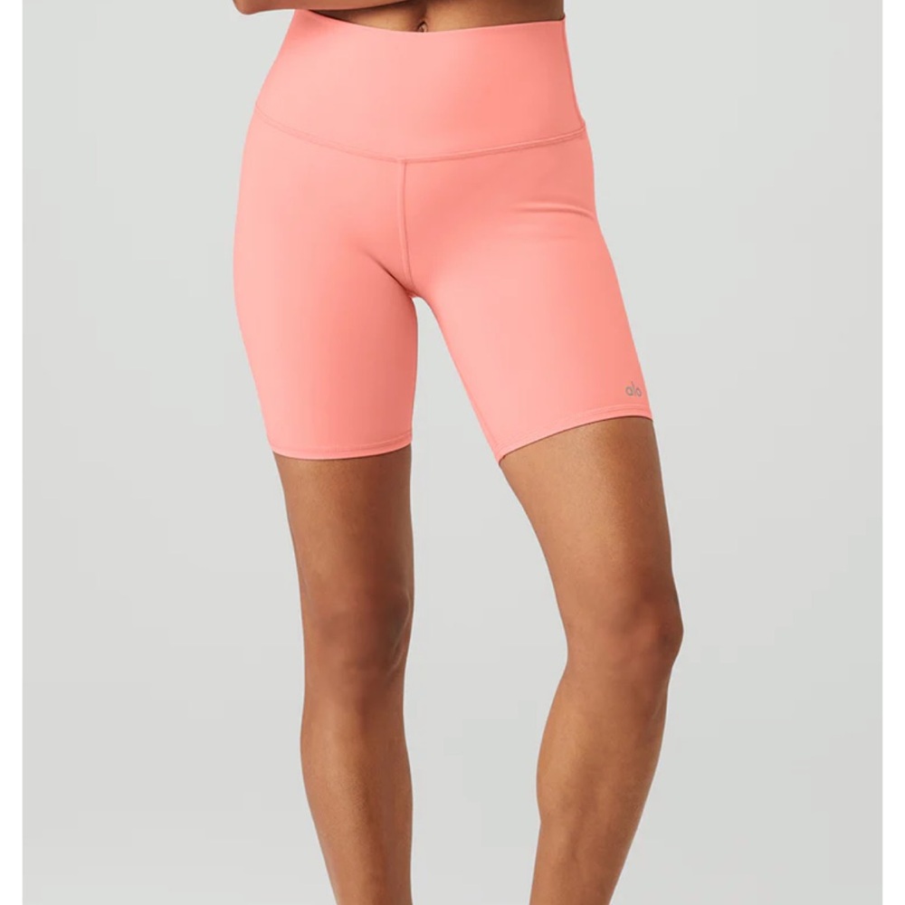 ALO Yoga strawberry lemonade 7" Biker Shorts High-Waisted Stretch